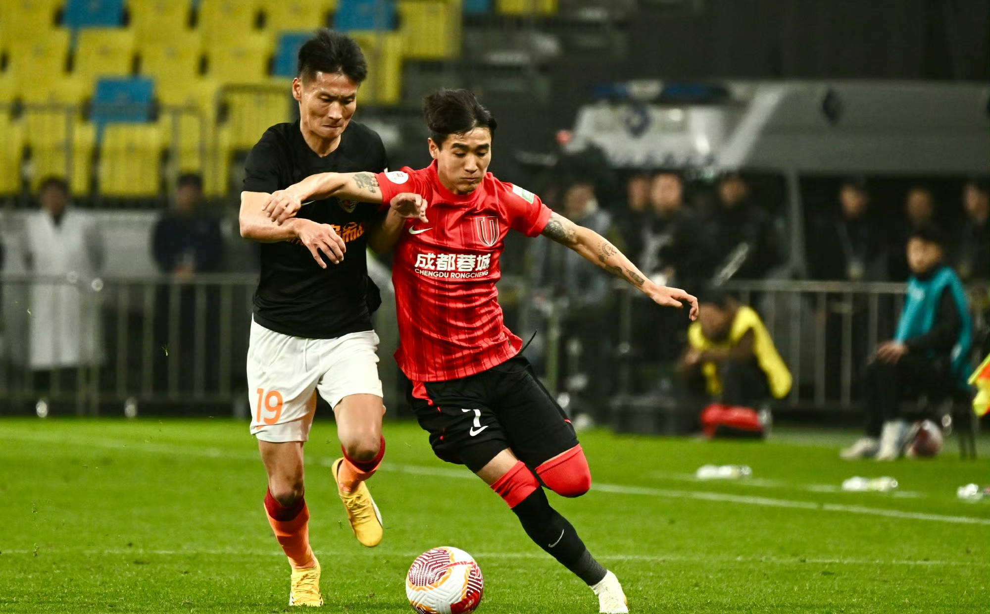 成都蓉城引援今天最新消息最新