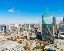 达拉斯独行侠发布备战花絮，加时末段官宣签约，全明星赛任务艰巨，临场指挥获称赞的简单介绍