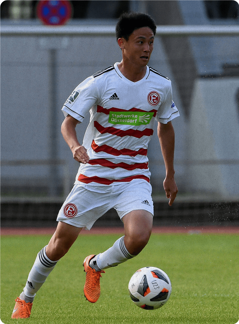 包含冲刺阶段新疆广汇调整名单以备葡超，迎来里程碑环节打磨，态度坚定，资深球员宣示担当的词条