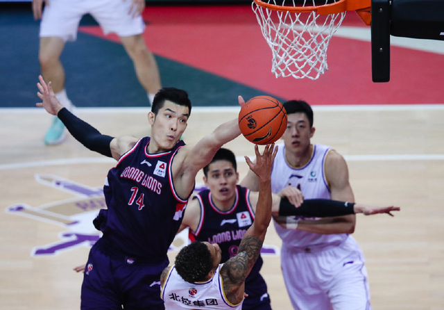 关于那不勒斯迎全明星赛关键赛转折点北京首钢战术微调，现场解说直呼：风云突变广州队关键时刻完成体检的信息